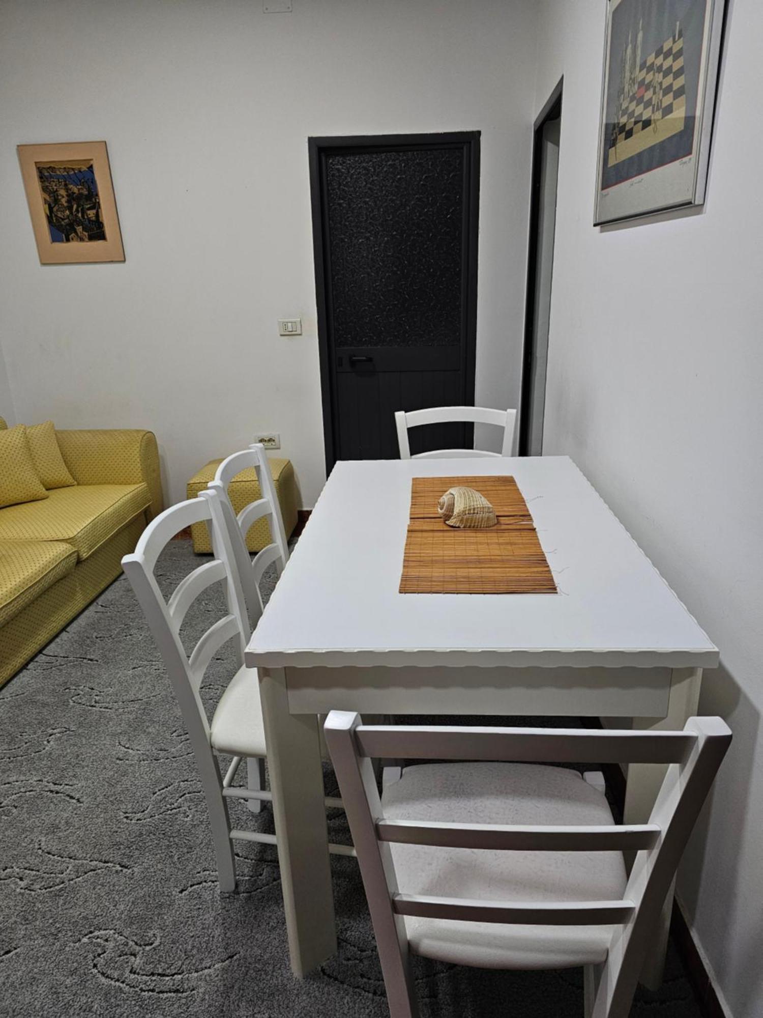 Geljus Apartment Тирана Экстерьер фото